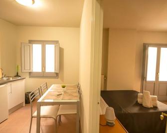 Center Plaza Figueres - Figueres - Comedor