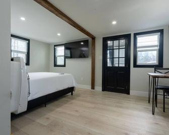 Cozy Cabin in a Rural setting-14 - Peterborough - Bedroom