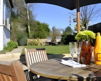 Rockmount - Tavistock - Patio