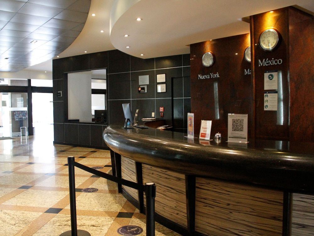 Hotel Riazor Aeropuerto thumbnail 2