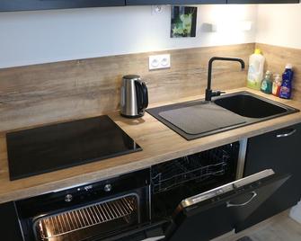 Vrbo Property - Évry-Courcouronnes - Kitchen