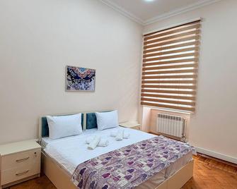 Alara Inn Hostel & Hotel - Baku - Bedroom