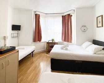 Orlando hotel - London - Phòng ngủ