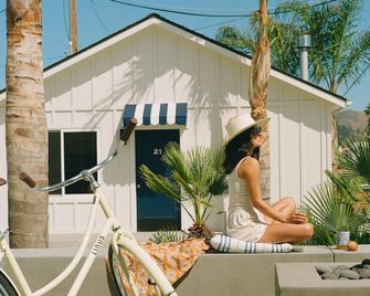 ذا باسيفيك موتل - كايوكوس - مبنى