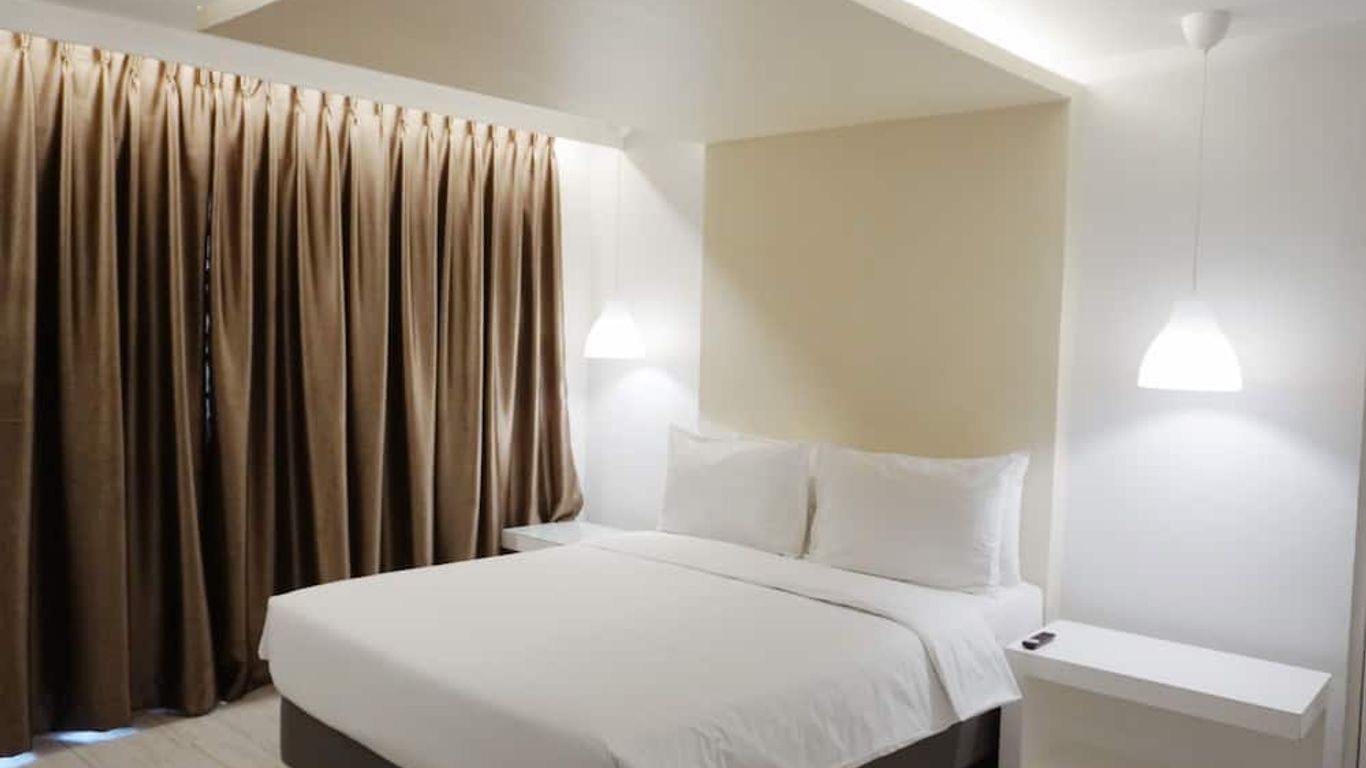 Leblanc Hotel And Resort