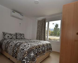 2 bedroom holiday apartment with pool - Ozankoy - Bedroom