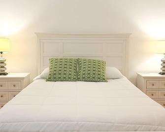Vancouver Private 3 bedrooms 3 Bathroom, 5 Min to airport, 15 min to Downtown - Vancouver - Chambre