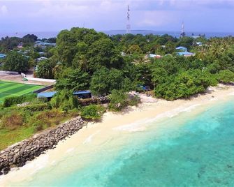 Explore Island Inn - Kurendhoo - Playa