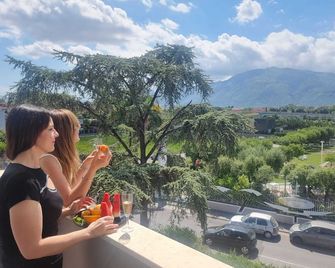 هوتل مايوري - بومباي - شرفة