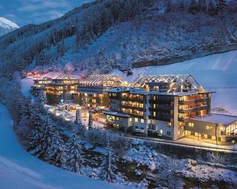Zillergrundrock Luxury Mountain Resort - Mayrhofen - Rakennus
