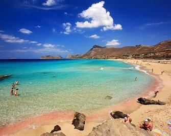 Yiannis Cottage - Spilia - Playa