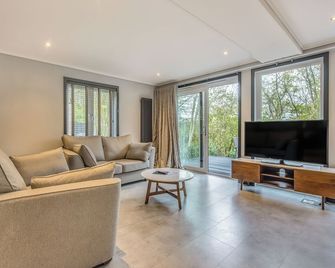Enjoy a break in the Hawthorn Lodge. - Wallingford - Wohnzimmer