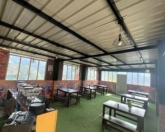 Anany Resort - Nainital - Restaurante