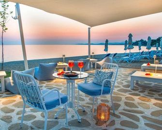 Acrotel Lilyann Boutique Hotel - Elia Nikitis