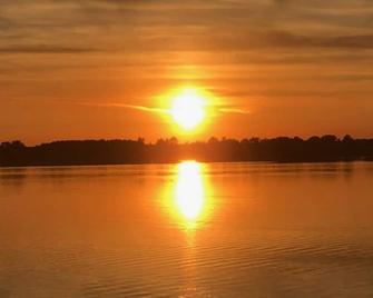 Sunset Shores Vacations - Kawartha Lakes - Outdoors view