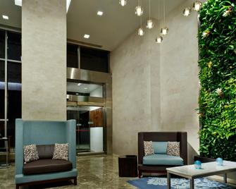 Distrikt Hotel New York City, Tapestry Collection by Hilton - New York - Lobby
