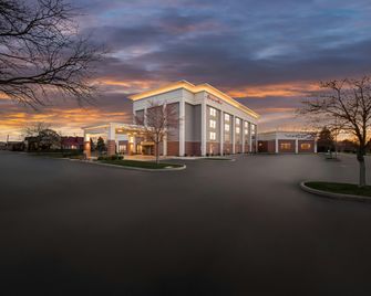 Hampton Inn Toledo-South/Maumee - Maumee - Budova