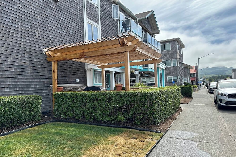 إن آت ذا شور - سياسيدي (أورغون) - مبنى