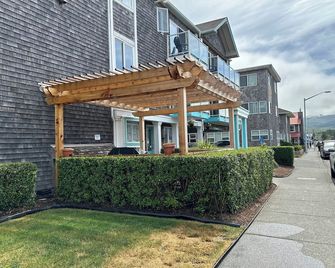 إن آت ذا شور - سياسيدي (أورغون) - مبنى