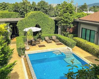 Baanmee Phuket Sha Plus - Chalong - Pileta