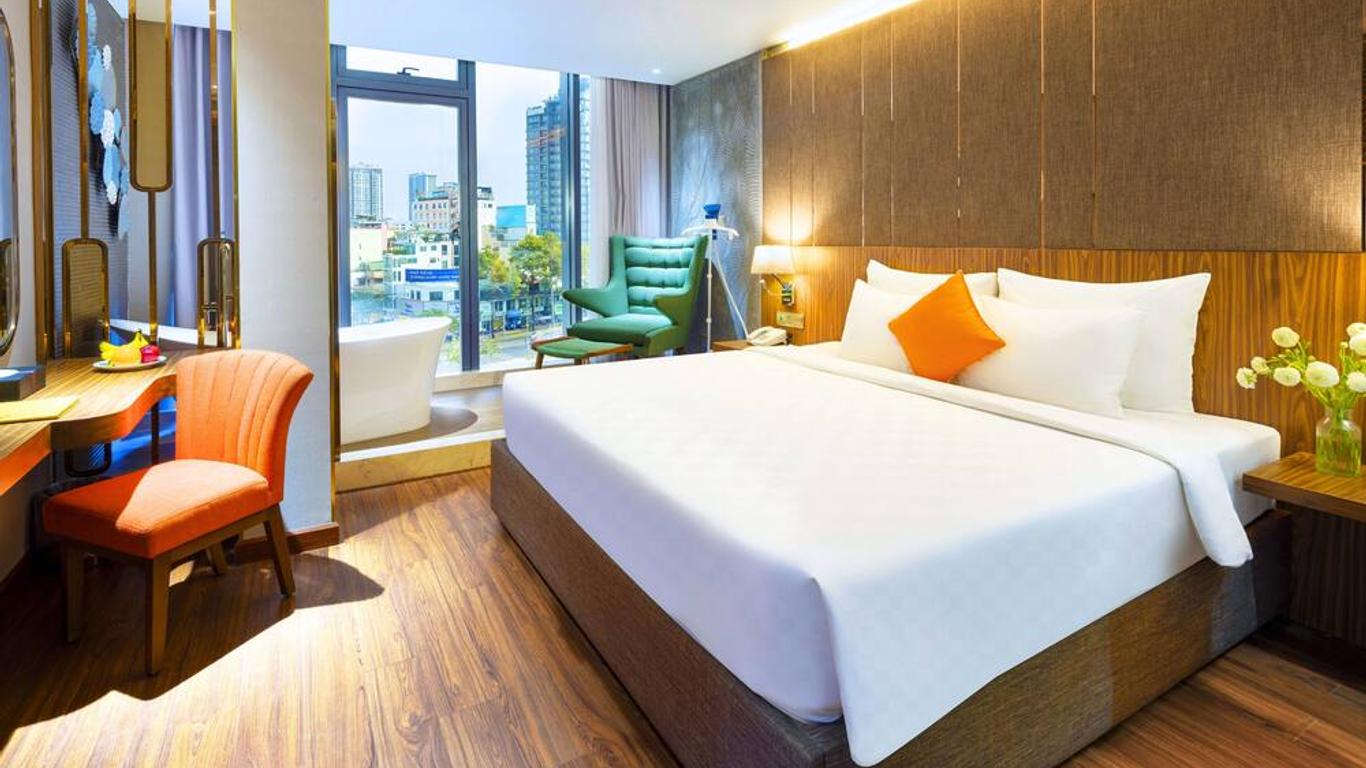 Winsuites Saigon Hotel