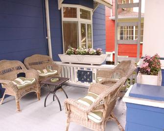 Cambie Lodge B&B - Vancouver - Balcony