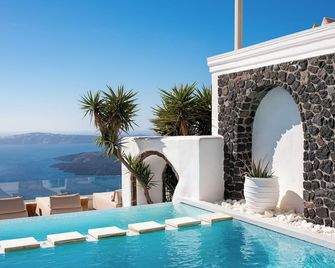 Iconic Santorini, a Boutique Cave Hotel by Sandglass - Imerovigli
