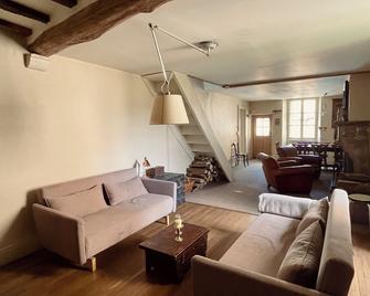 Winegrower Old House - Noyers-sur-Serein - Living room