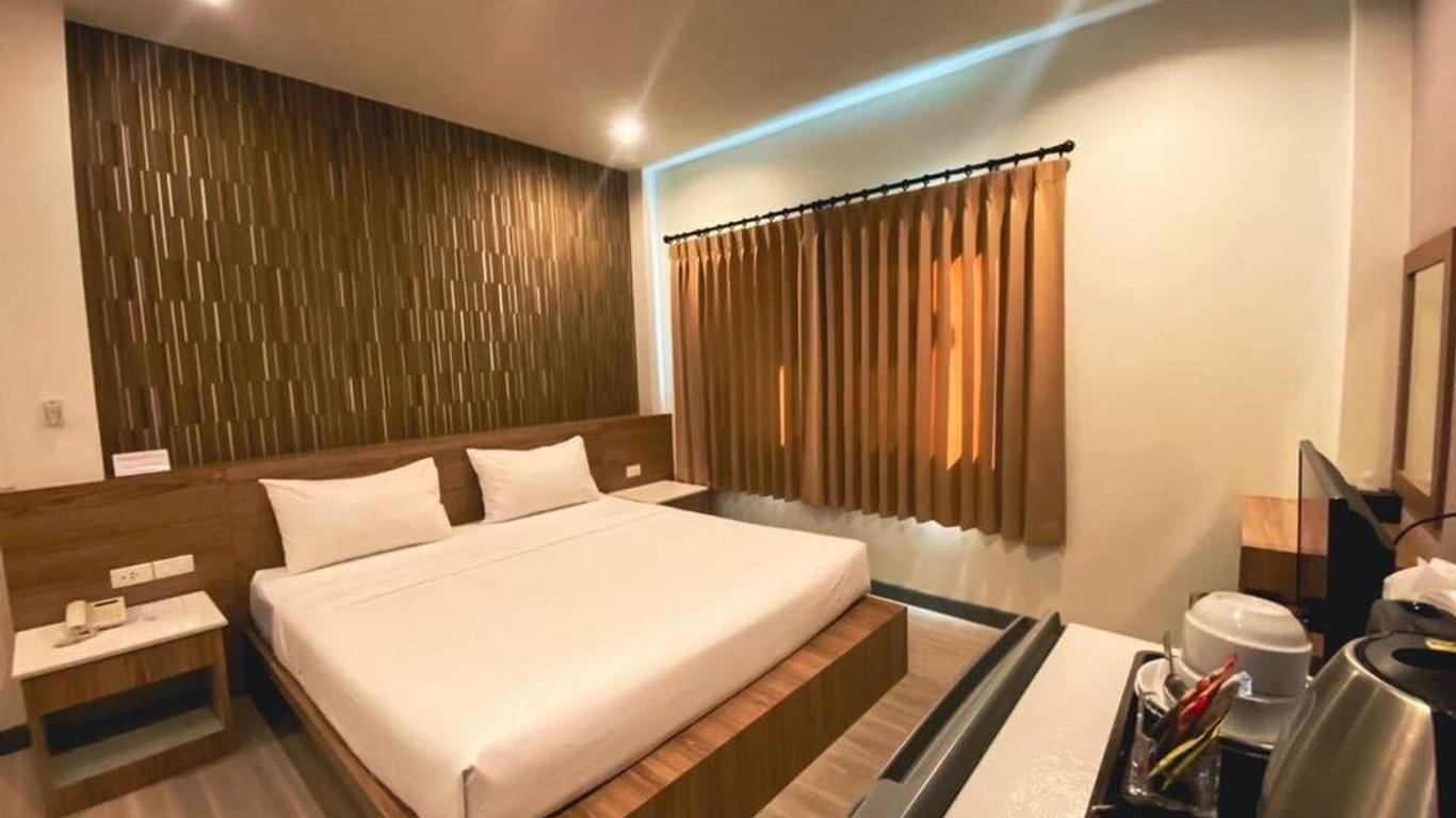 Seree Grand Resort