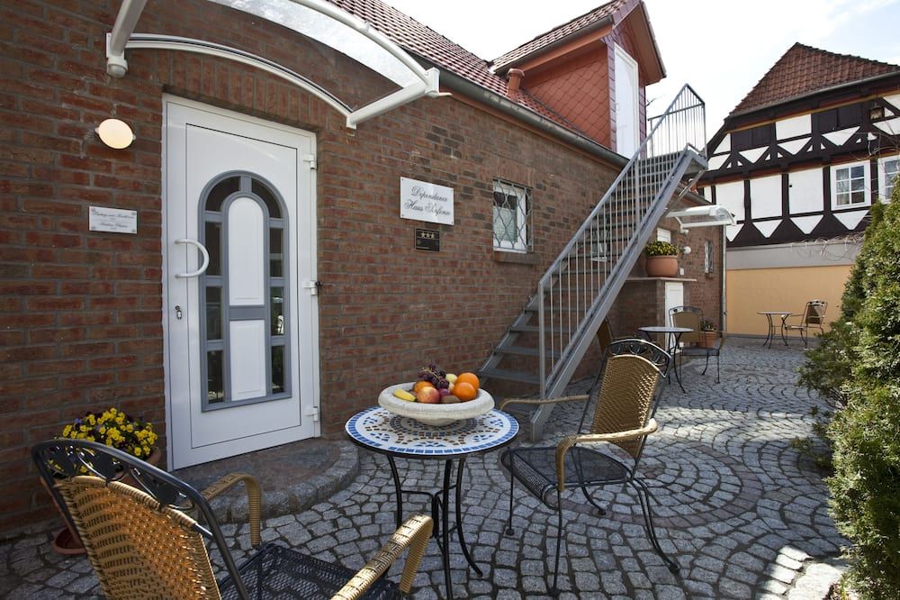Hotel Am Braunen Hirsch - Celle - Patio