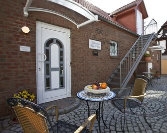 Hotel Am Braunen Hirsch - Celle - Patio
