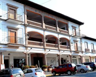 Hotel Posada Del Sol - Apatzingán de la Constitución - Edificio