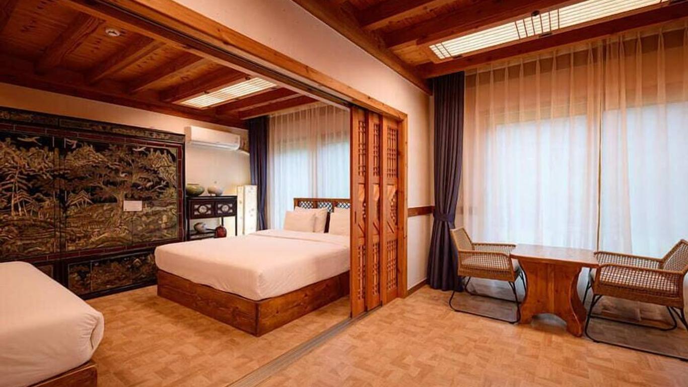 Jeonju Wangyijimil Hanok Hotel
