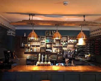 The Bear Hotel - Wareham - Bar