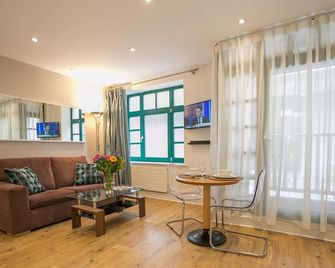 Temple Bar District Apartments - Dublin - Sala de estar
