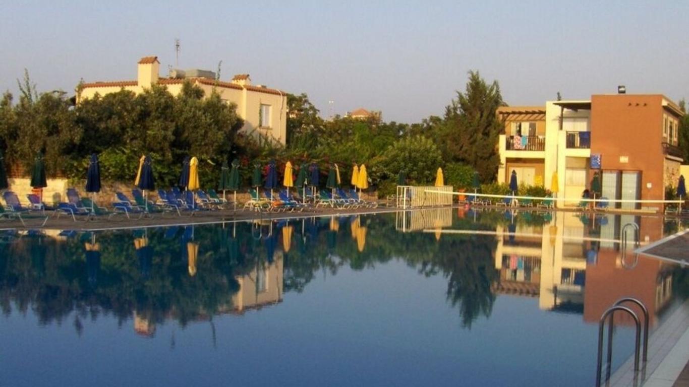 Panas Holiday Village