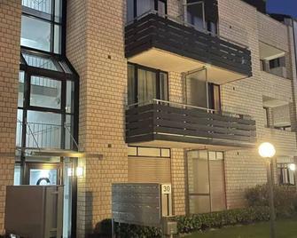 Exklusiv Küche Office Streaming Minibar - Bonn - Edificio