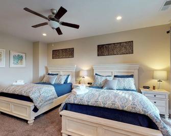 Desert Paradise Getaway 3 Bedroom Apts - Washington - Bedroom