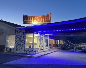 Biggs Nu-Vu Motel - Wasco - Building