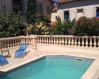 House in the heart of the village 2 steps from the Canal du Midi - Ventenac-en-Minervois - Pool