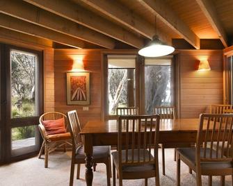 Symbar - Dinner Plain - Comedor