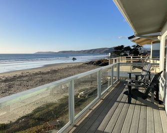 Oceanfront Cayucos Cottage on the sand - Cayucos - Balcone