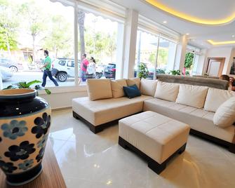 Yeniceri City Hotel - פטהייה - סלון