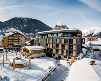 Seehotel Einwaller - adults only - פרטיזאו - בניין