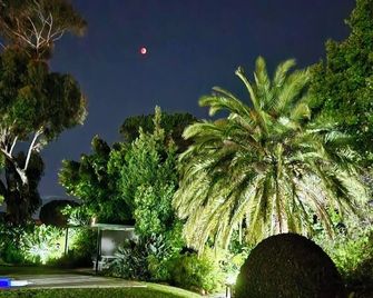 Kaapsepracht Bed & Breakfast - Somerset West - Außenansicht