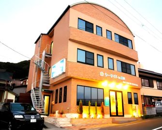 Ocean View Seaside Inn Fukuyama - Tosashimizu - Building