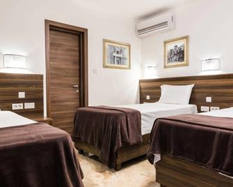 Slimiza Suites - Sliema - Bedroom