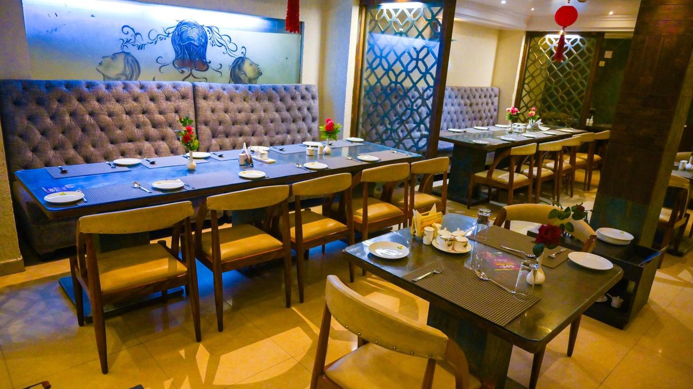 Hotel Radhika Regency