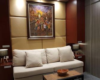 Stay Amare Green La Salle Taft - 馬尼拉 - 客廳