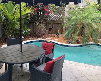 Oasis in Old Town - our special home - Key West - Pool